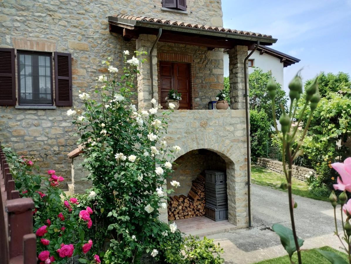 La Pomella Villa Ponte Nizza Ngoại thất bức ảnh