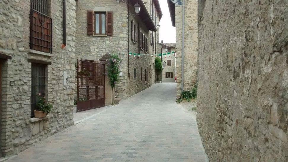 La Pomella Villa Ponte Nizza Ngoại thất bức ảnh